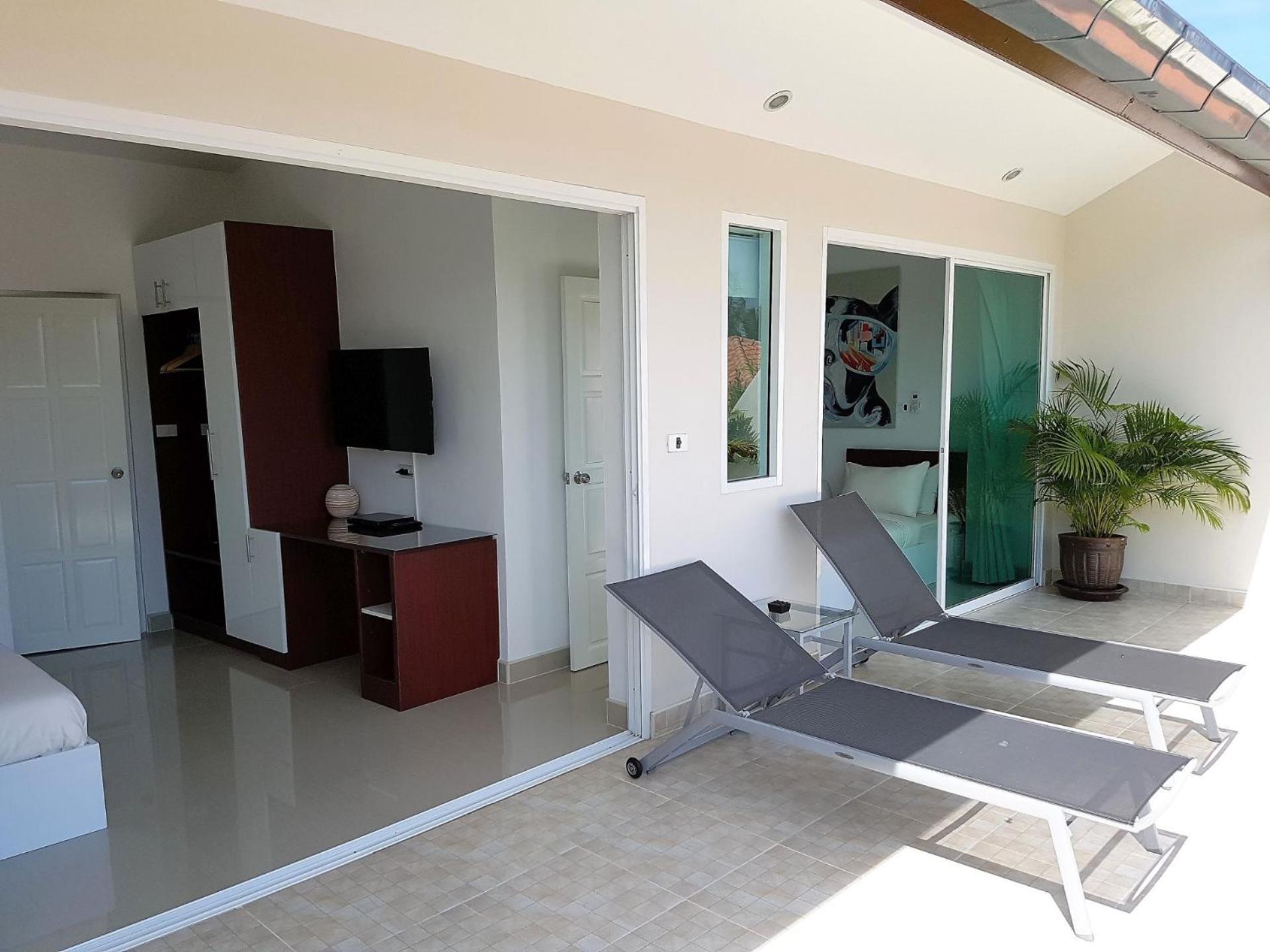 Beachside 3-Bedroom Townhouse W Private Pool At 70 Meters From Beach Ban Bang Po Extérieur photo